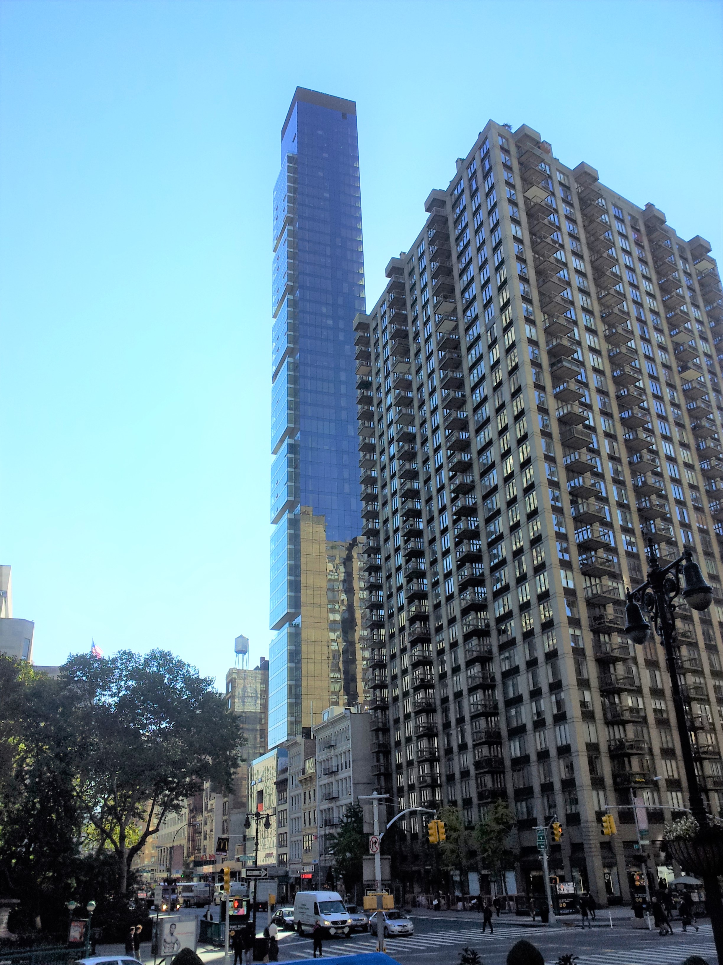 20131024 104720 W 23rd St